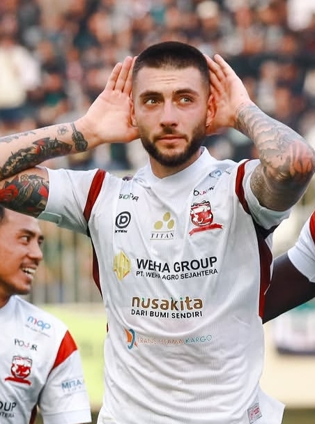 Madura United On Fire! Laskar Sape Kerrab Hajar PSS Sleman 3-1 di Maguwoharjo